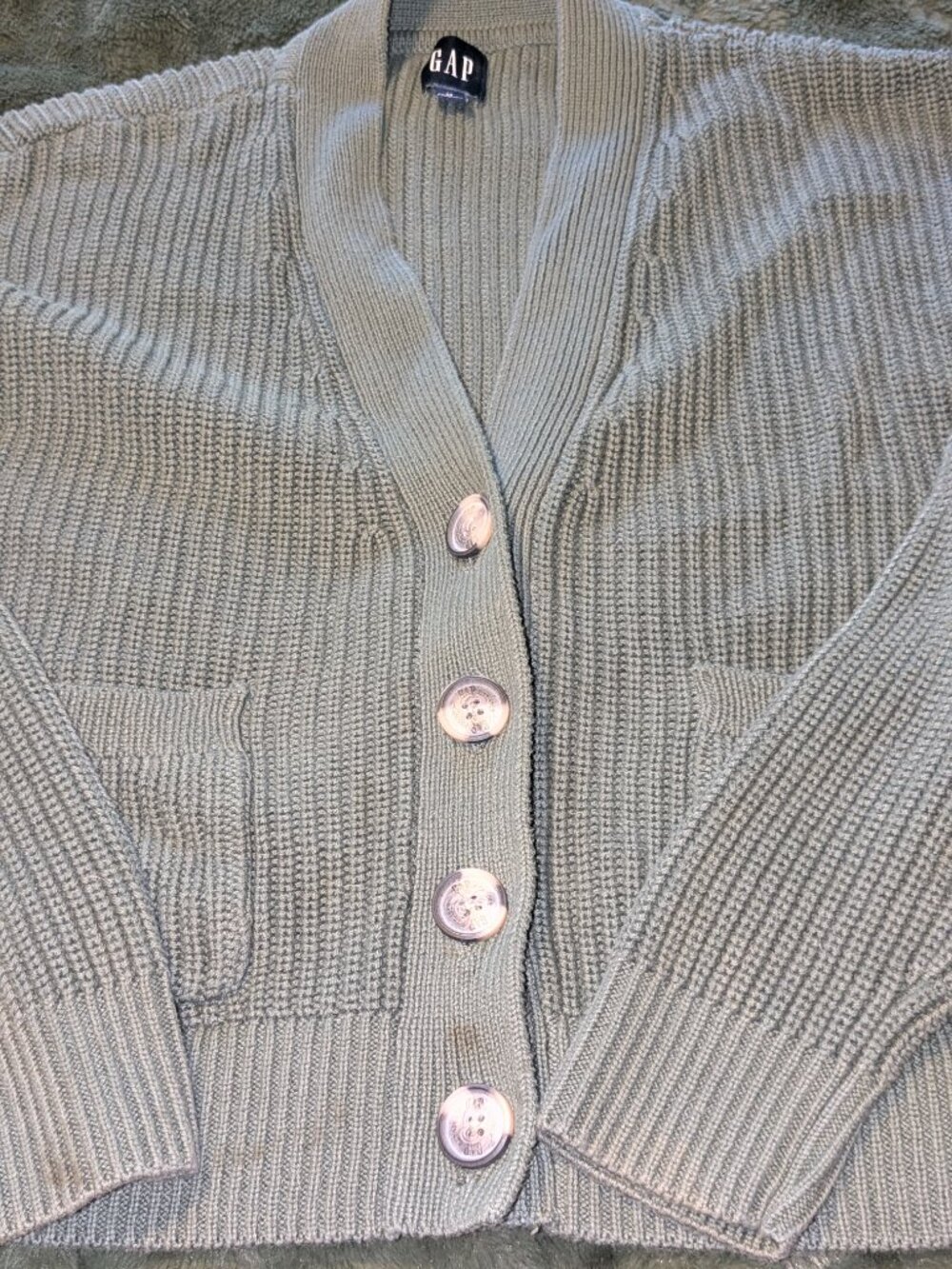 GAP Cardigan - Picture 2 of 4